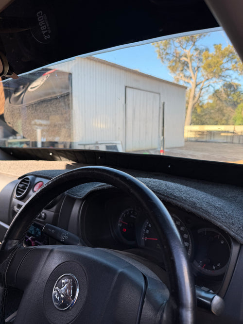 HOLDEN BLACK MACRO DASH SHADE | Sun Visor Heat & Glare Protection